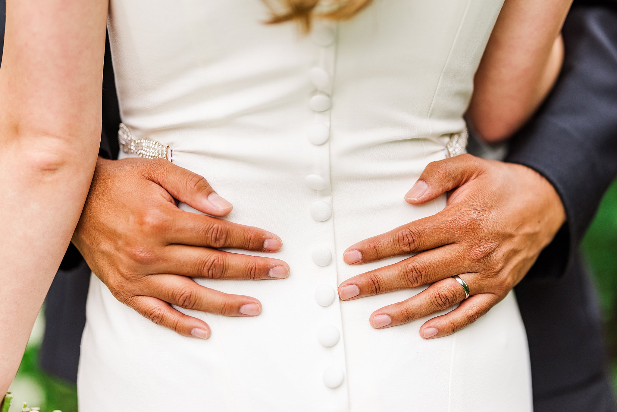 calgary-alberta-temple-wedding-summer-2021-the-church-of-jesus-christ-latter-day-saints-modest-dress-photographer_0030.jpg