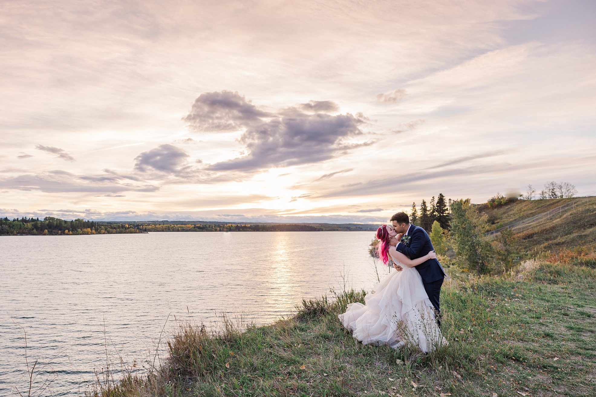 Calgary-airdrie-wedding-photographer