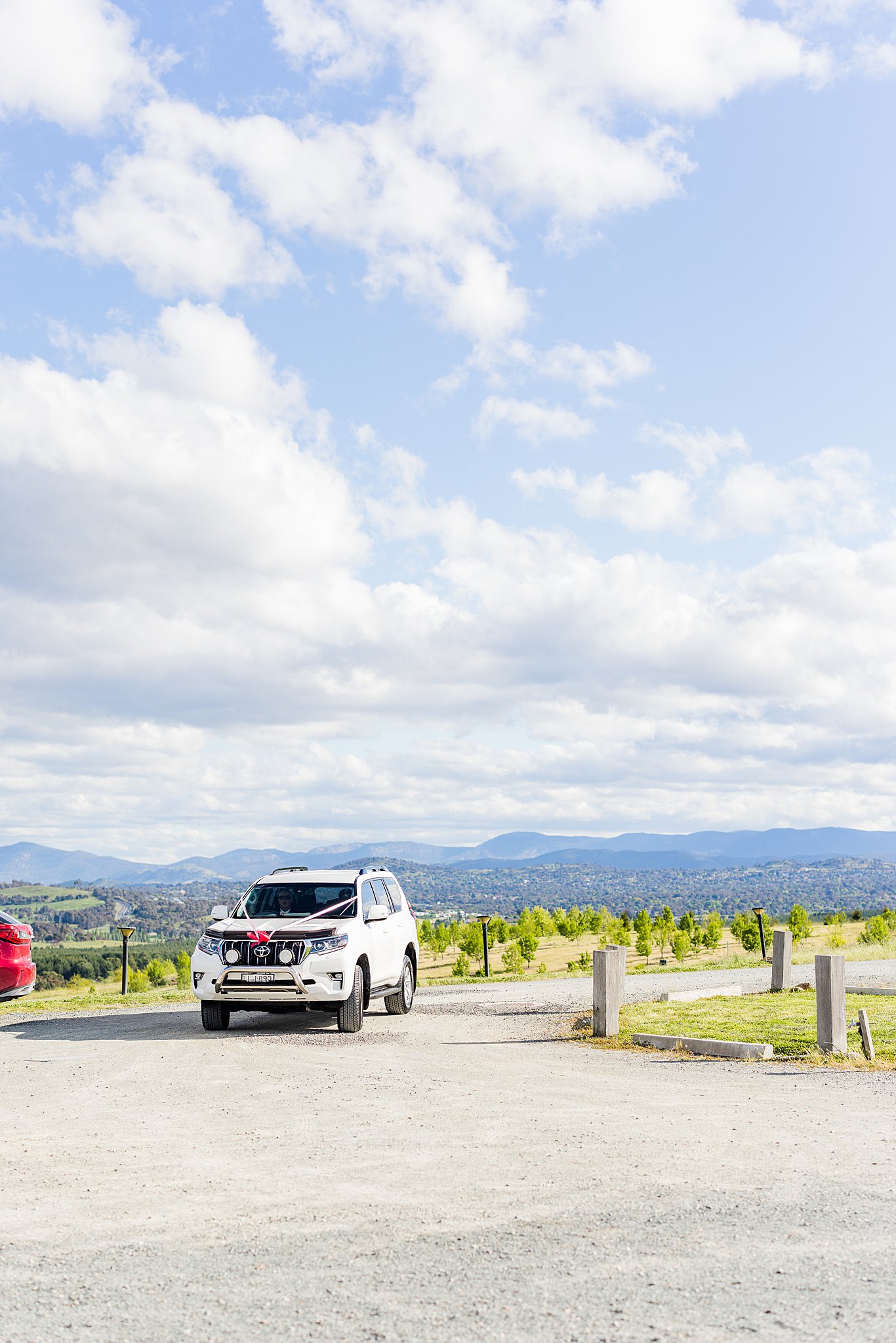 best-Canberra-wedding-photographer-kali-rebecca-national-arboretum-margaret-whitlam-pavilion-in-October_0013.jpg