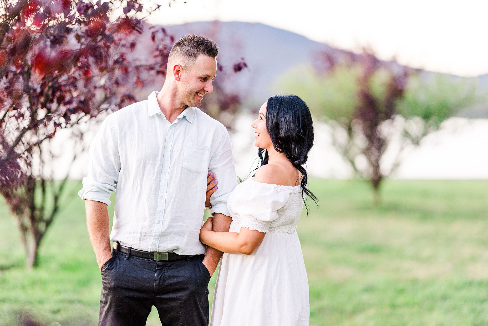 all-dressed-in-white-engagement-session-canberra-lennox-gardens-sunset_0013.jpg